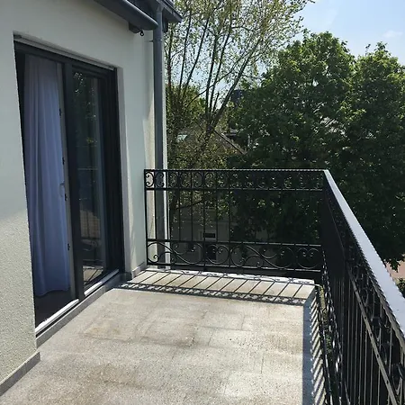 Apart-hotel Merkel 2*